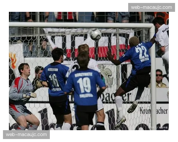 富勒姆客场场均失球1.67球，防线稳定性异地作战大幅下滑